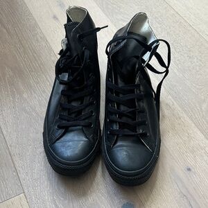 Converse Men's Black Leather Sneakers